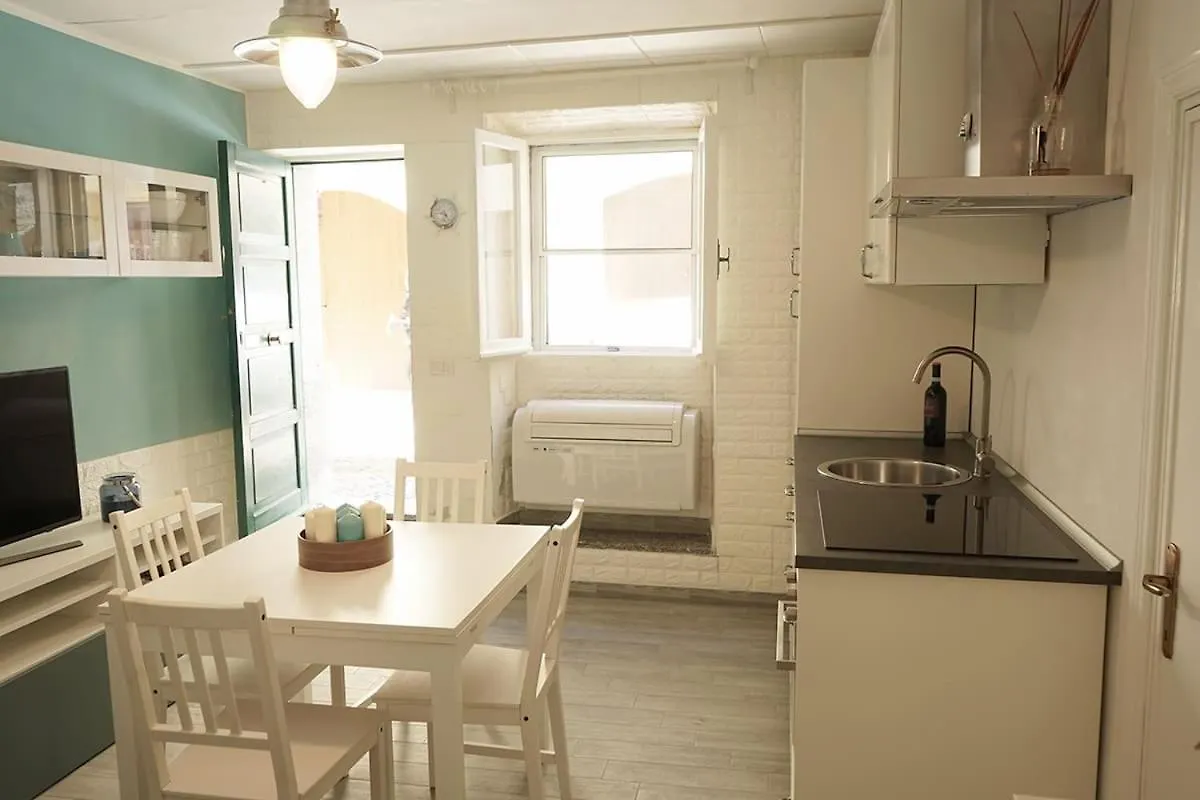Ai Bastioni Di Alghero - 1 Bedroom Apartment A Few Meters From The Town Center 0*,  Italië