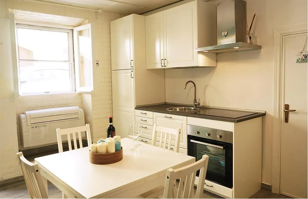 Ai Bastioni Di Alghero - 1 Bedroom Apartment A Few Meters From The Town Center 0*,